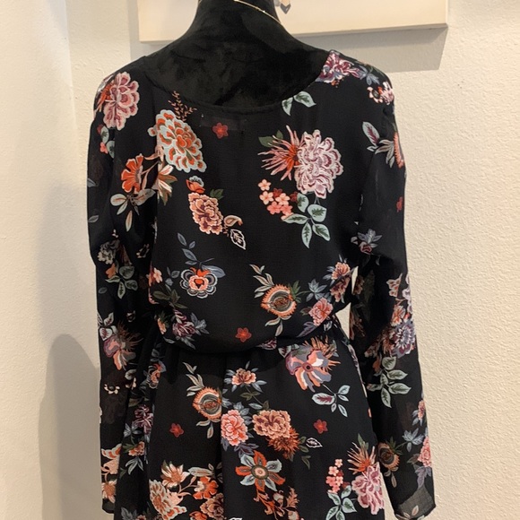 Floral Dress - Picture 6 of 9